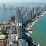 Vive Cartagena magica frente al mar y lago