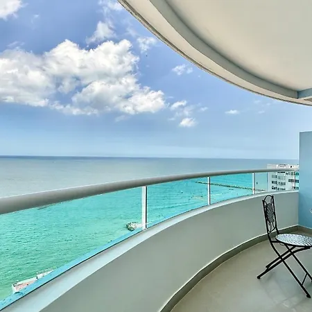 Vive Magica Frente Al Mar Y Apartment Cartagena